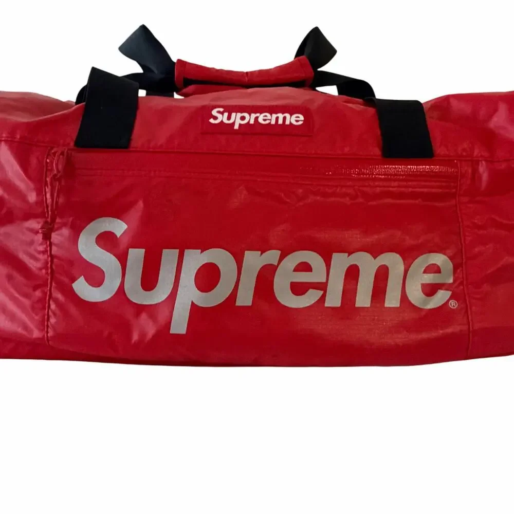 Supreme Red 3M Reflective Duffle Bag FW17 Cordura Pristine - Picture 7 of 12